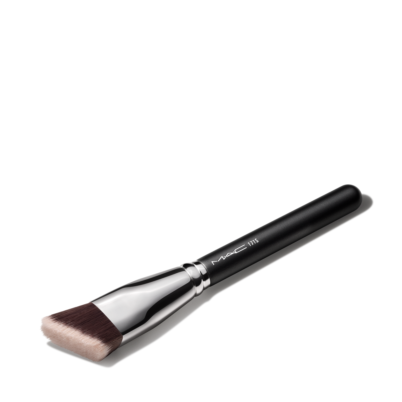 171S Smooth-Edge All Over Face Brush, Product Shot
