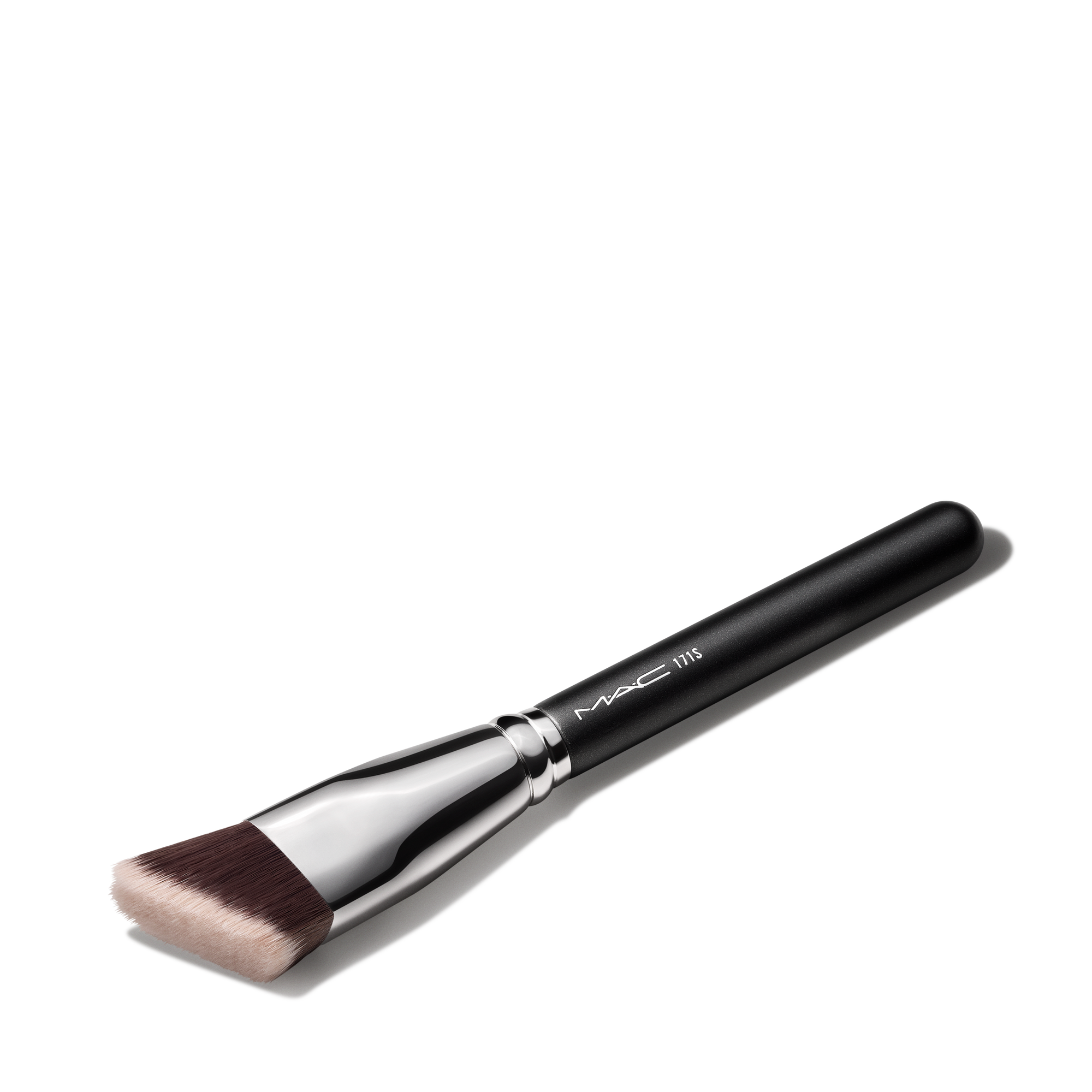 171S Smooth-Edge All Over Face Brush, Product Shot