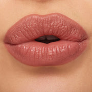 M·A·Cximal Lip Duo, Velvet Teddy, Model, light