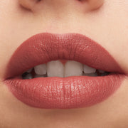 M·A·Cximal Lip Duo, Sweet Deal, Model, light