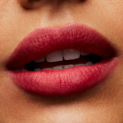 Powder Kiss Lipstick, 3.0 g, Werk, Werk, Werk, Model, medium