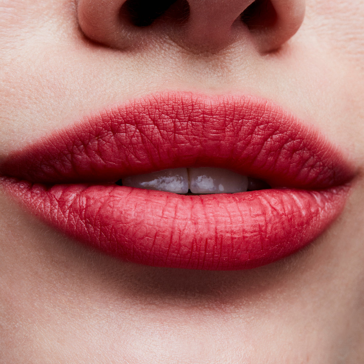 Powder Kiss Lipstick, 3.0 g, Werk, Werk, Werk, Model, light