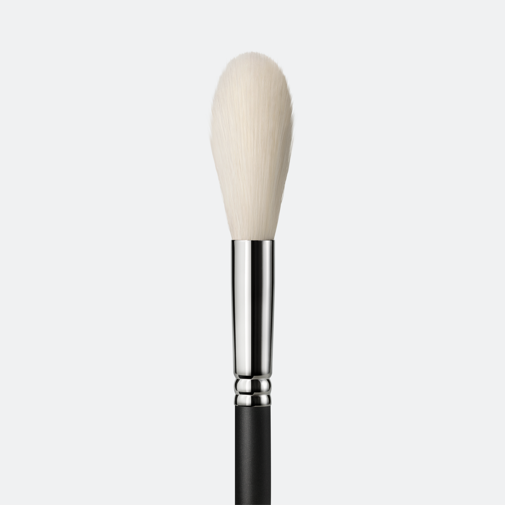 137 Synthetic Long Blending Brush, Product Shot