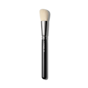 168 Synthetic Large Angled Contour Brush, Product Shot