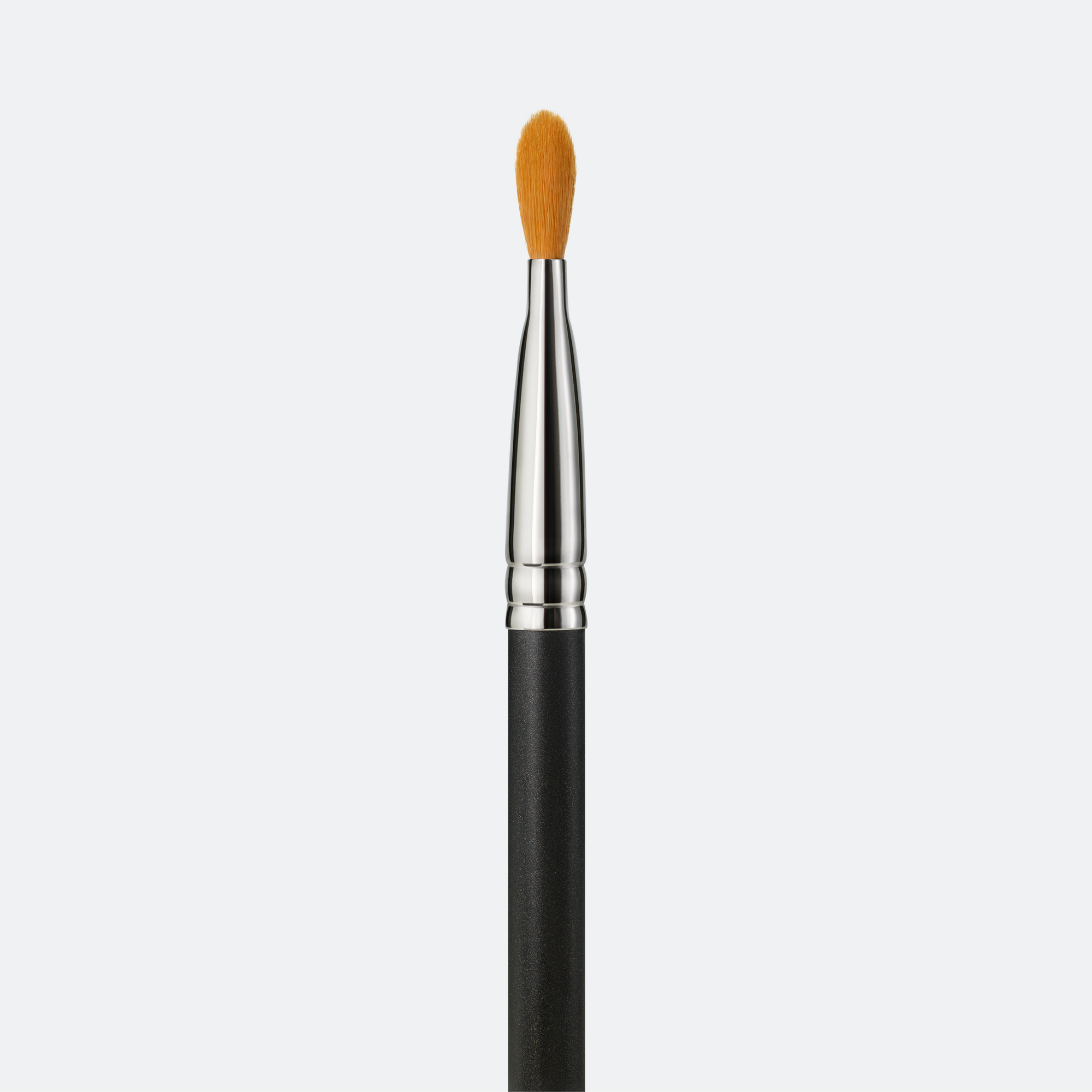 252 Synthetic Large Shader Brush, Product Shot