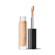 Studio Radiance 24HR Luminous Lift Concealer / Mini M·A·C, 1.8 ml, NC17, Product Shot