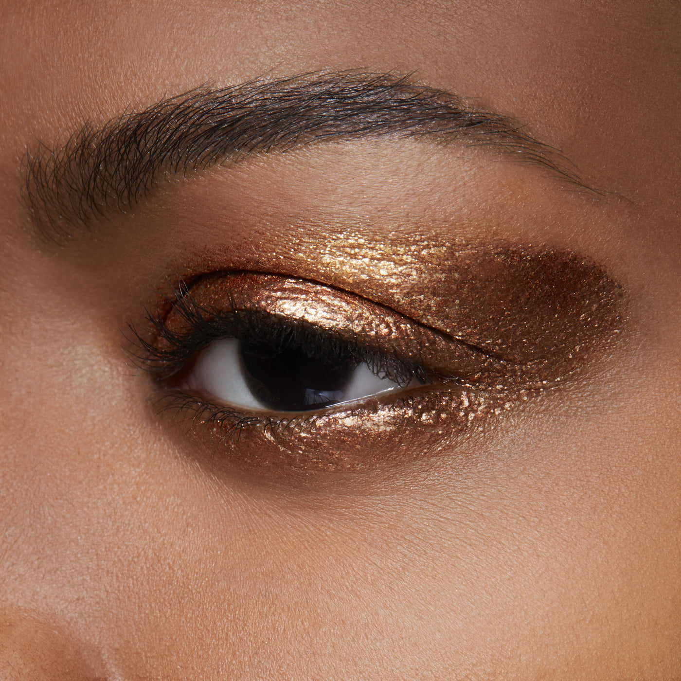 Dazzleshadow Liquid, 4.6 g, Blinking Brilliant, Model, deep