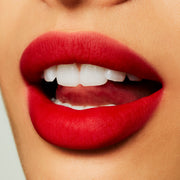 Powder Kiss Liquid Lipcolour, 5.0 ml, M·A·C Smash, Model, medium