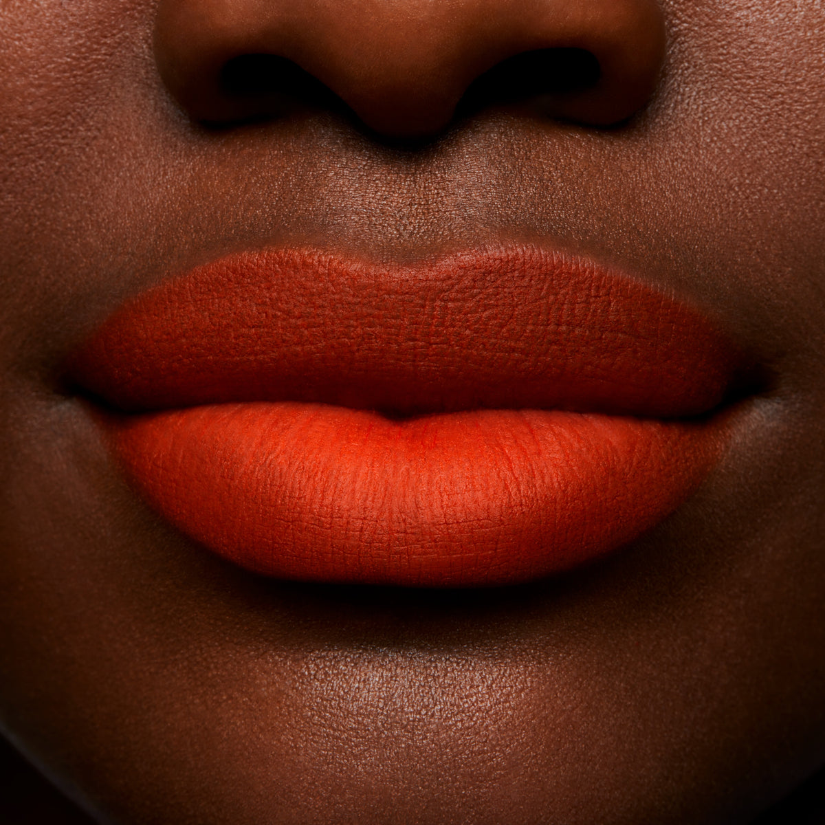 Powder Kiss Liquid Lipcolour, 5.0 ml, Resort Season, Model, deep