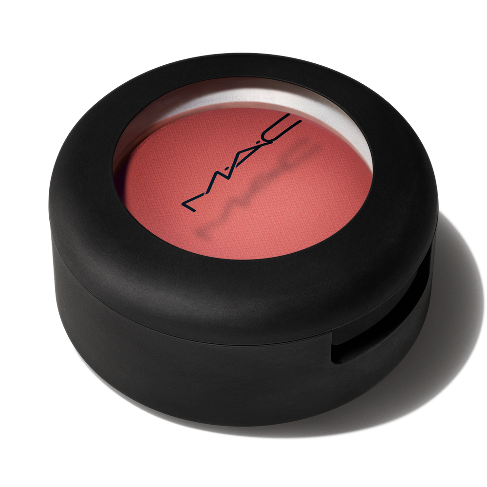 Powder Kiss Soft Matte Eye Shadow, 1.5 g, Devoted To Chili, Product Shot