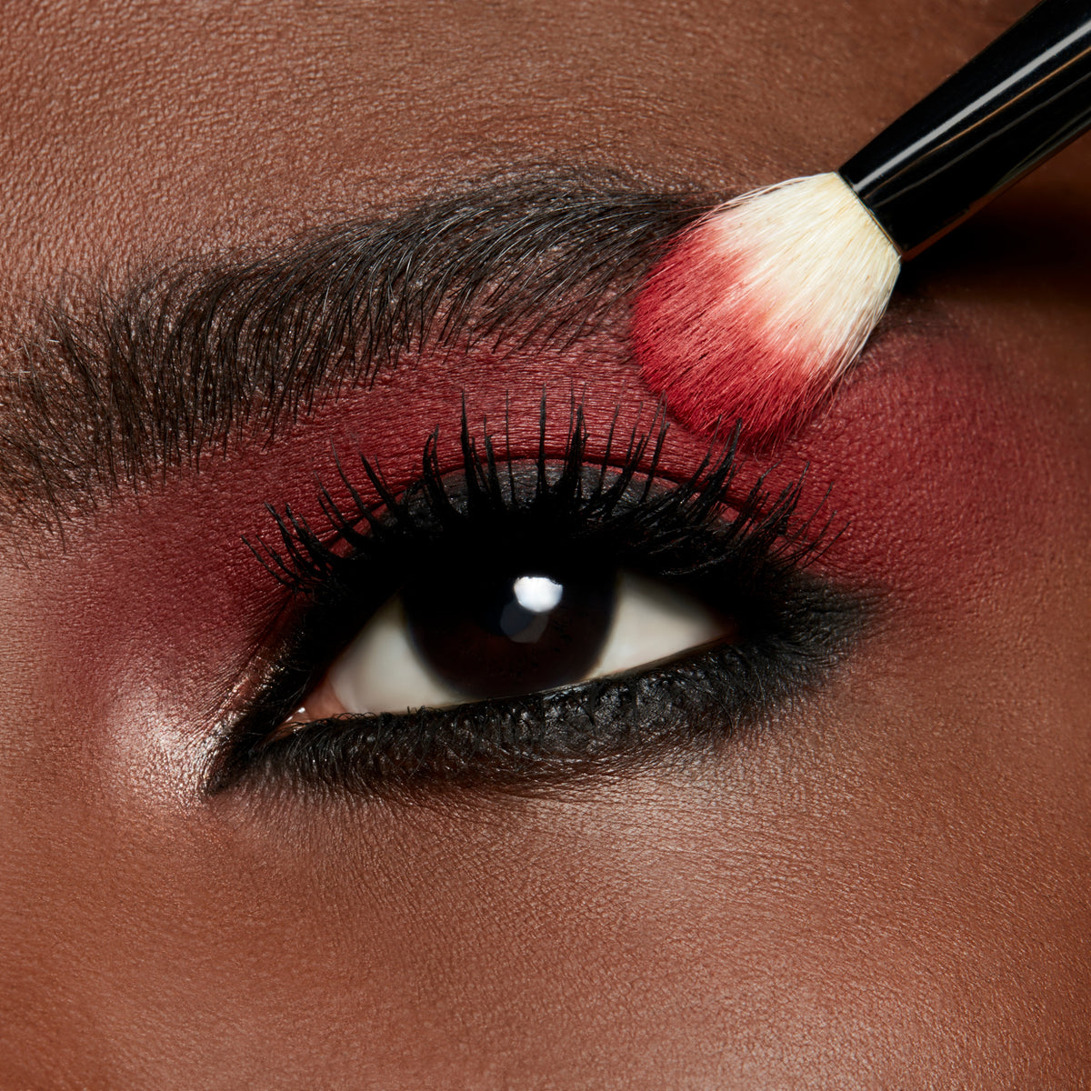 Powder Kiss Soft Matte Eye Shadow, 1.5 g, Werk, Werk, Werk, Model, light