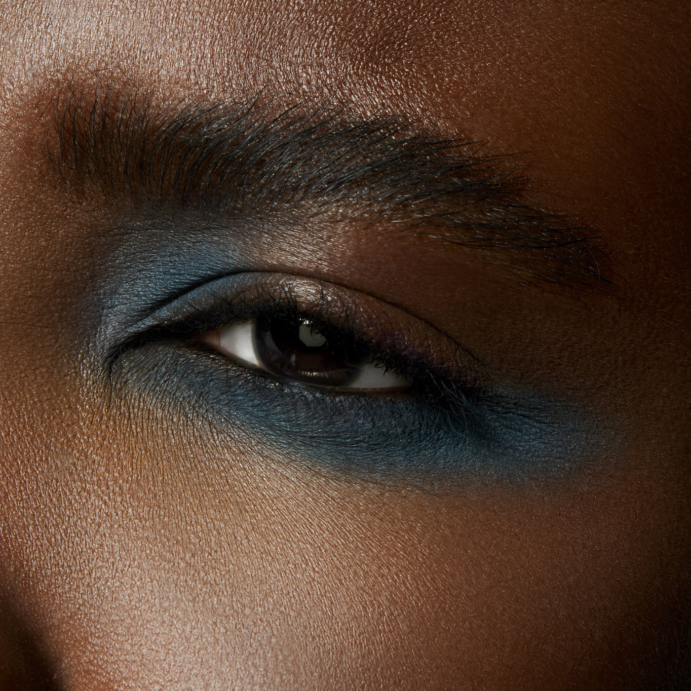 Powder Kiss Soft Matte Eye Shadow Pro Palette, 1.5 g, Good Jeans, Model, deep