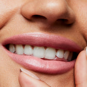 Frost Lipstick, 3.0 g, Angel, Model, medium