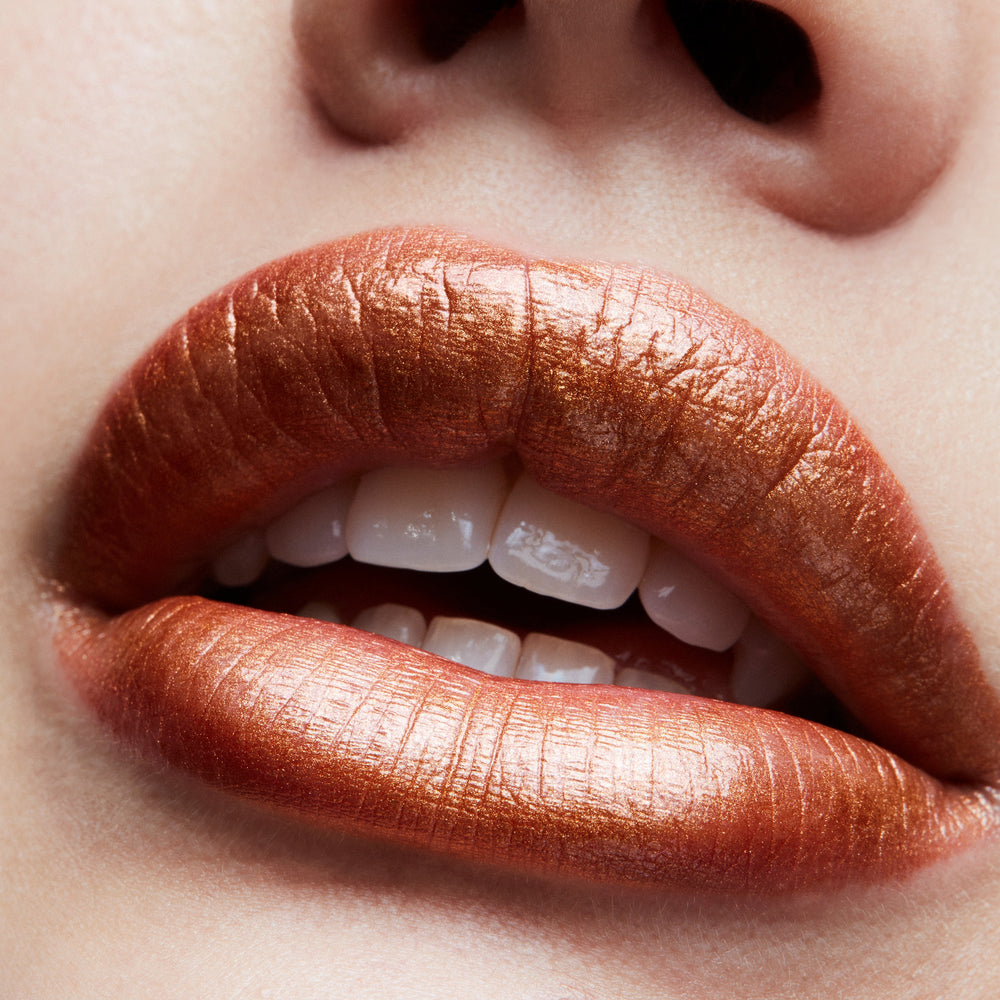 Frost Lipstick, 3.0 g, Bronze Shimmer, Model, light