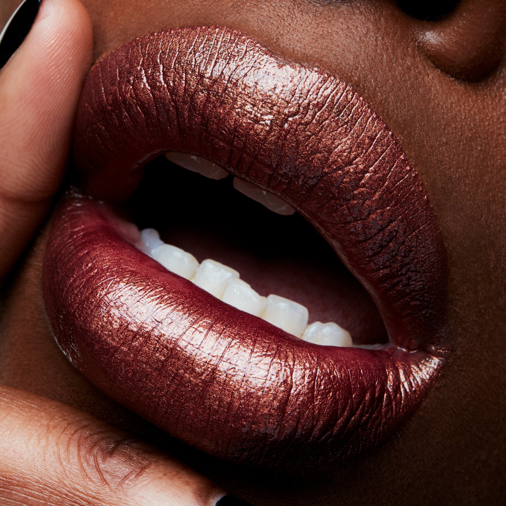 Frost Lipstick, 3.0 g, “O”, Model, deep