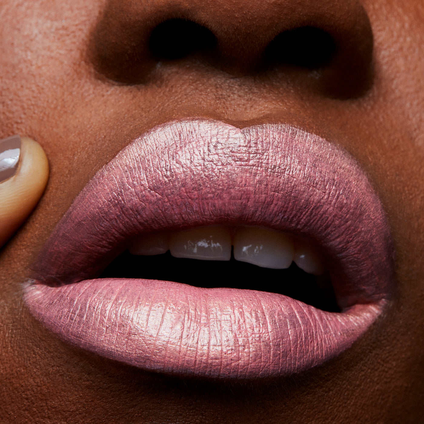 Frost Lipstick, 3.0 g, Fabby, Model, deep