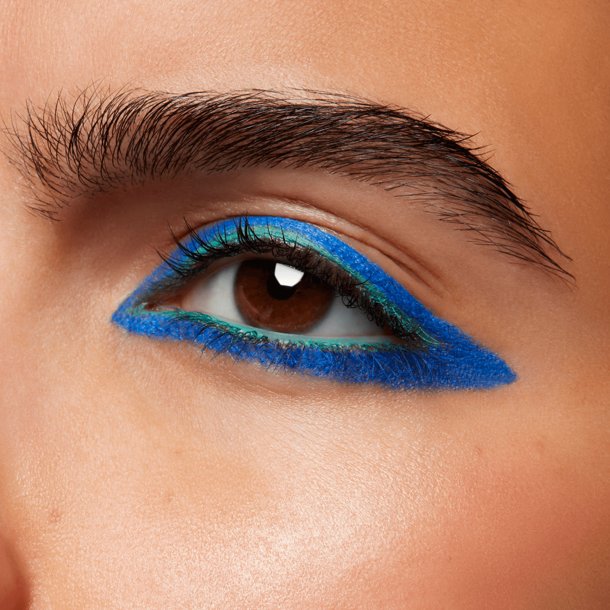 Colour Excess Gel Eye Liner, 0.35 g, Perpetual Shock!, Model