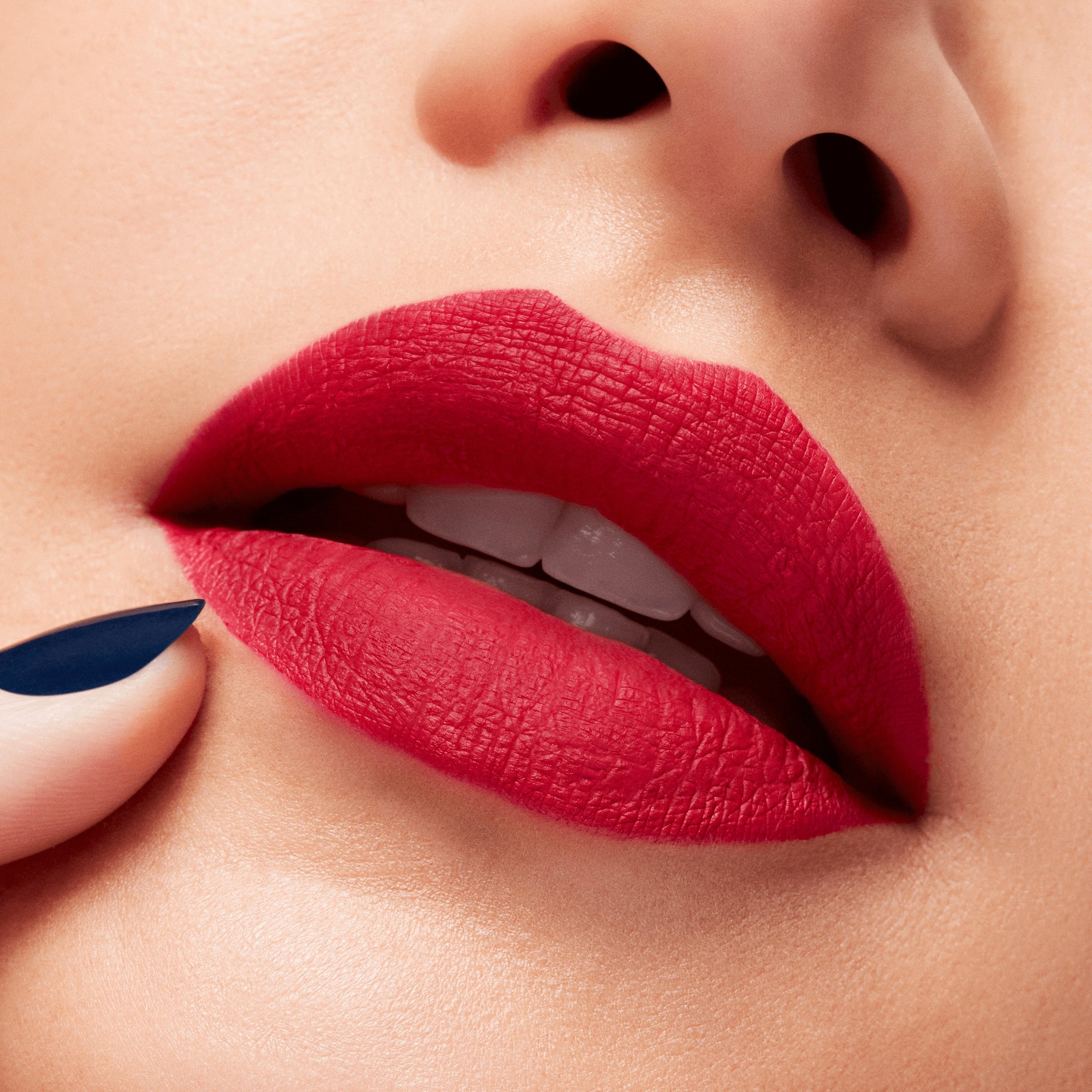 M·A·C Locked Kiss Ink™ 24HR Lipcolour, 4.0 ml, Gossip, Model, light