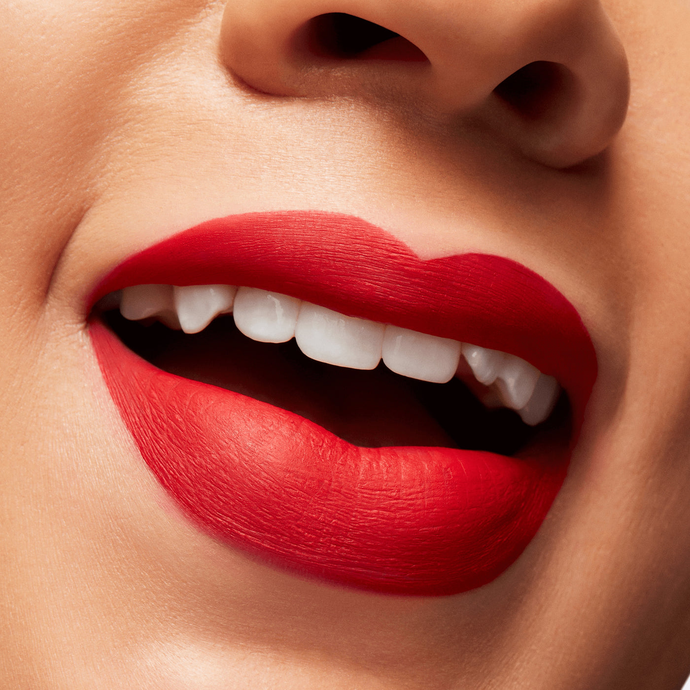 M·A·C Locked Kiss Ink™ 24HR Lipcolour, 4.0 ml, Ruby True, Model, medium