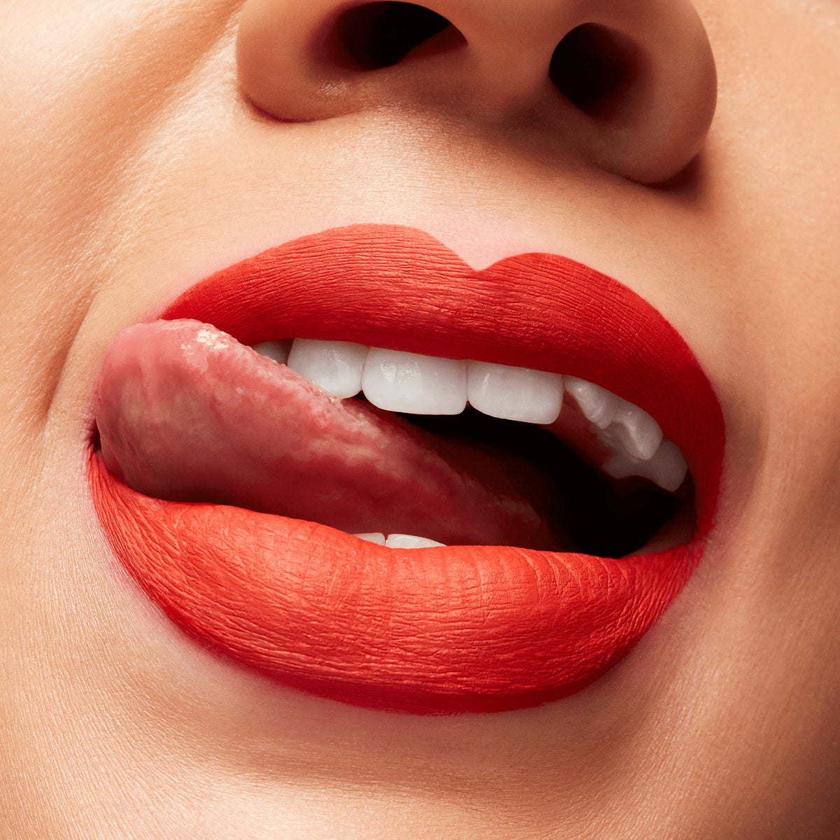 M·A·C Locked Kiss Ink™ 24HR Lipcolour, 4.0 ml, Gutsy, Model, medium