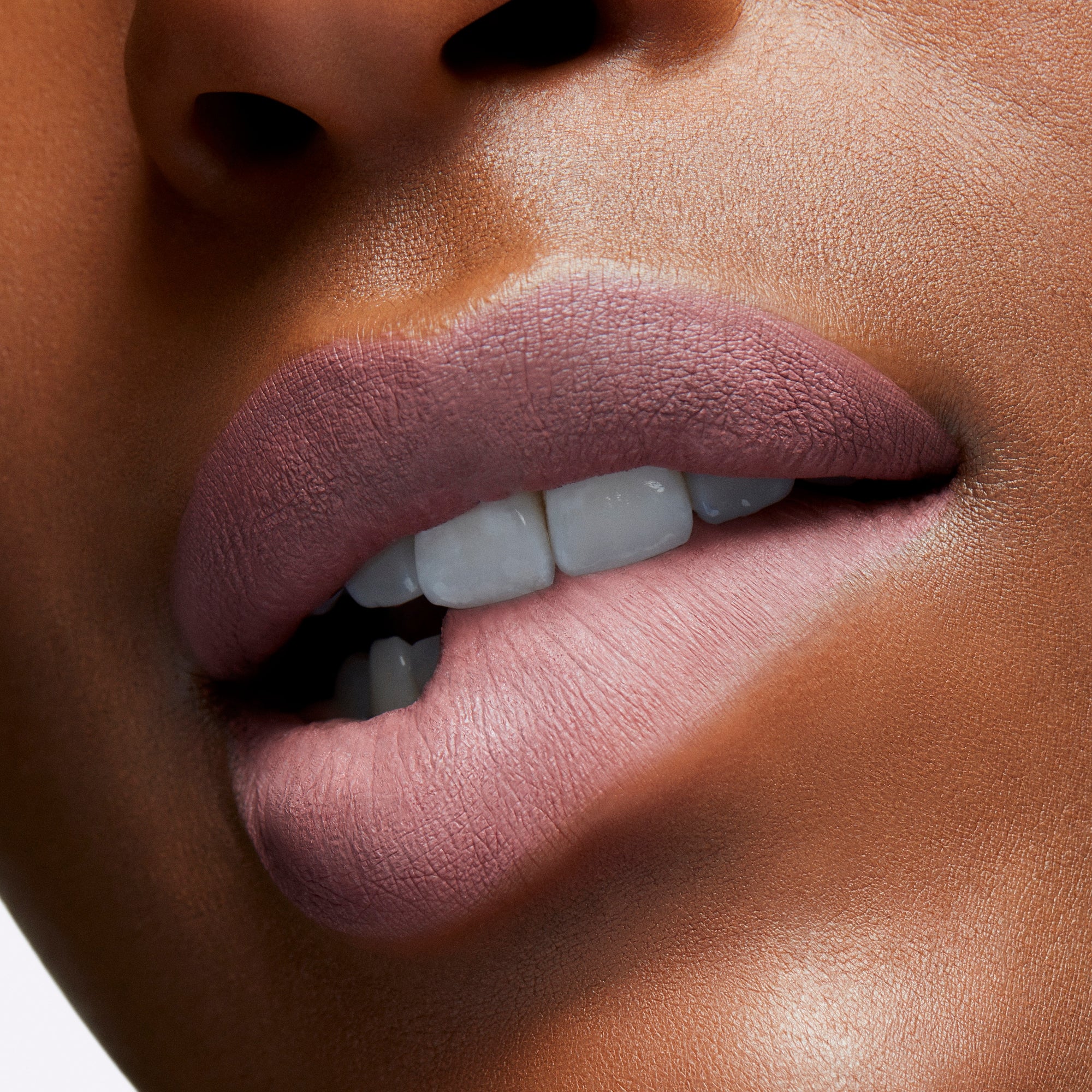 M·A·C Locked Kiss Ink™ 24HR Lipcolour, 4.0 ml, Upgraded, Model, deep