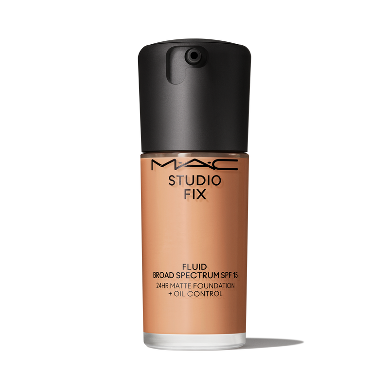 Studio Fix Fluid SPF 15 24HR Matte Foundation + Oil Control - NC44