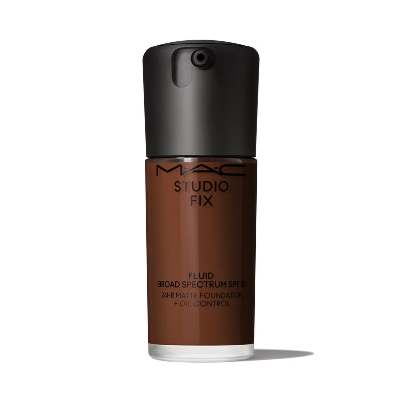 Studio Fix Fluid SPF 15 24HR Matte Foundation + Oil Control