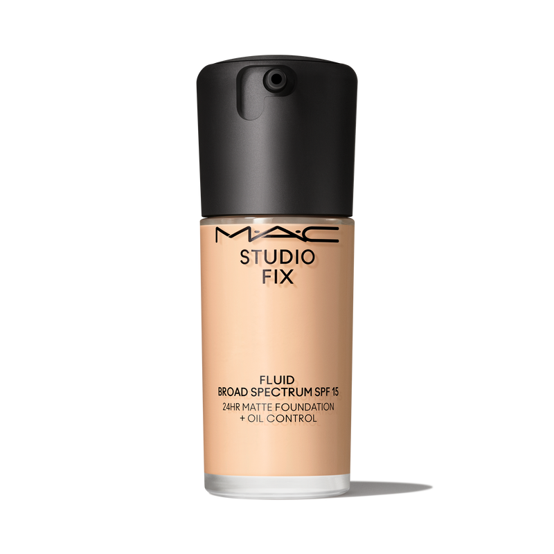 Studio Fix Fluid SPF 15 24HR Matte Foundation + Oil Control - NC16