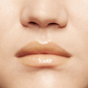 Squirt Plumping Gloss Stick, 2.3 g, Like Squirt, Model, light