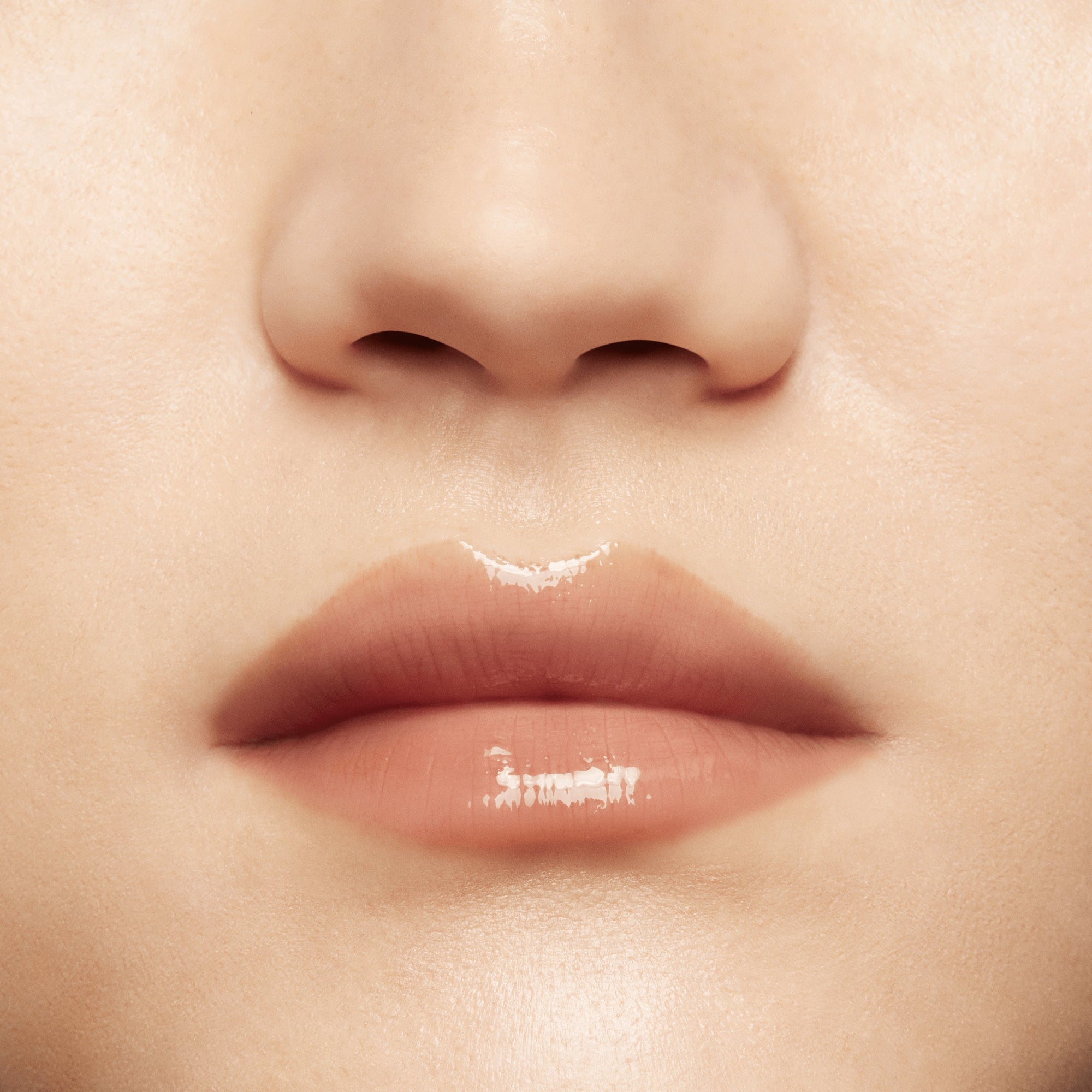 Squirt Plumping Gloss Stick, 2.3 g, Lower Cut, Model, light