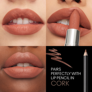 M·A·Cximal Silky Matte Lipstick / Mini MAC, 1.7 g, Warm Teddy, Model