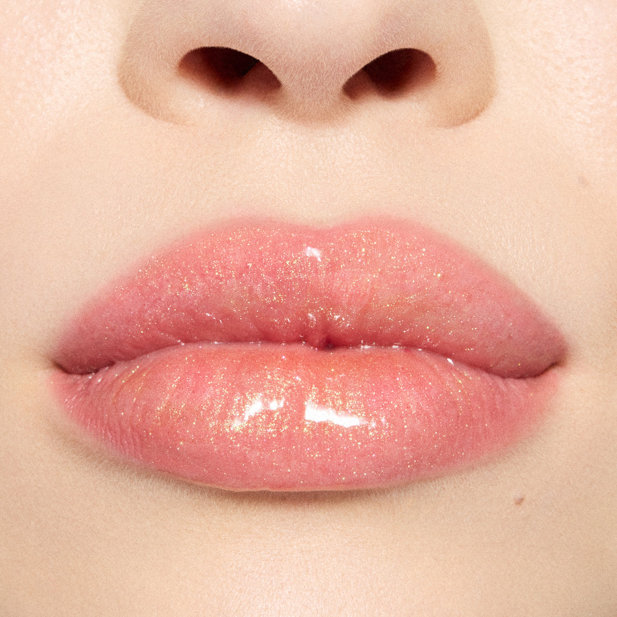 Lipglass Blow Plumping Oil / Metamorphosis Collection, 5.0 ml, Snapgdragon, Model, light