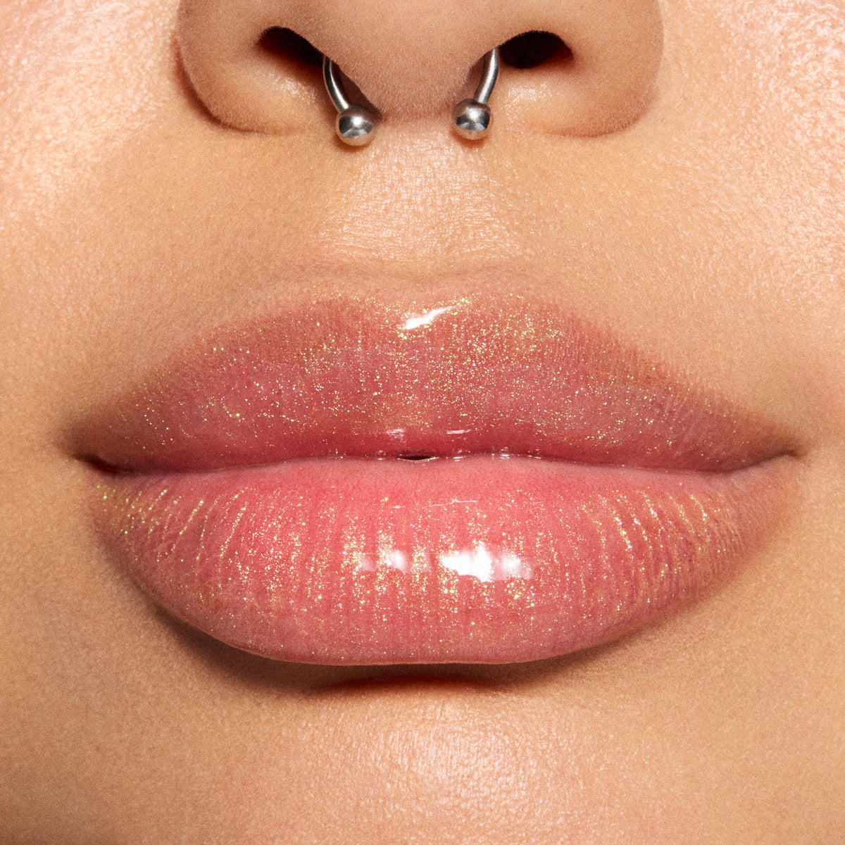 Lipglass Blow Plumping Oil / Metamorphosis Collection, 5.0 ml, Snapgdragon, Model, medium