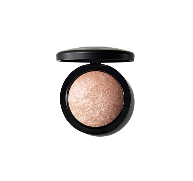 M.A.C. Mineralize Skinfinish Highlighter Poeder – Cheeky Bronze